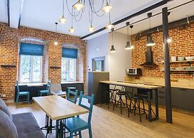 SupeRGood Hostel
