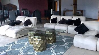 Hotel Santiurde