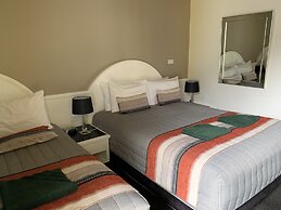 Mariner Motel