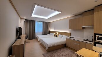 World Tourist Hotel