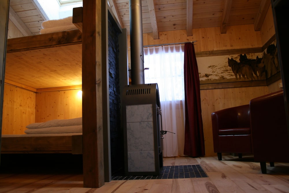 Hüttenhotel Husky Lodge