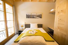 Hüttenhotel Husky Lodge