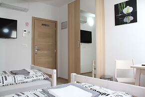 Sobe-Rooms Kvatric