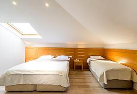 My Rose Hotel