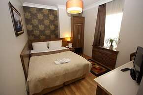 My Rose Hotel