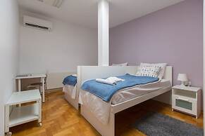 Paw Rooms