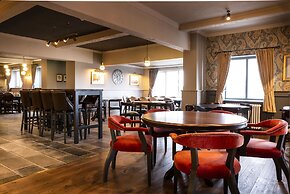 Stamford Gate Hotel