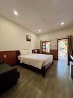 Vida Loca Resort & Sunset Beach