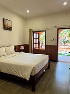 Vida Loca Resort & Sunset Beach