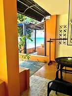 Vida Loca Resort & Sunset Beach