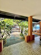 Vida Loca Resort & Sunset Beach