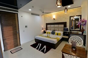 Hotel The Yellow