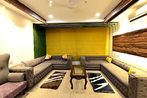 Hotel The Yellow