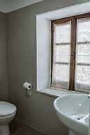 Ariadni Gaia Cottage