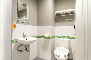 OYO Flagship 1348 Hotel Home Anaya