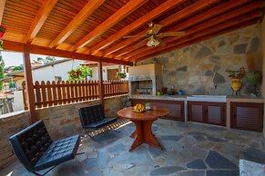 Aethra Cottage