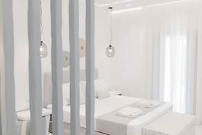 Crystal Mare Suites