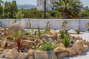 Crystal Mare Suites
