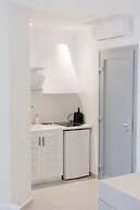 Crystal Mare Suites