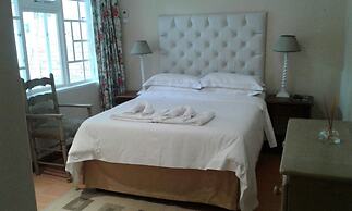 The WhiteHouse B&B