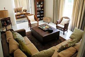 The WhiteHouse B&B