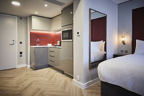Roomzzz York City