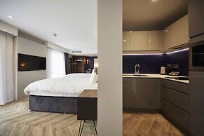 Roomzzz York City