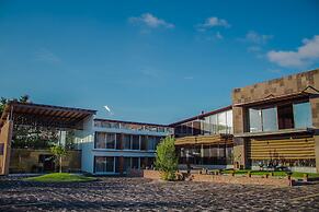 Hotel Rancho Tabachines