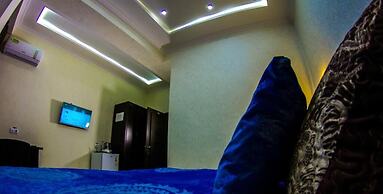 Hotel Buston