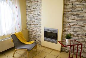 Apartment on Dekabristov 116