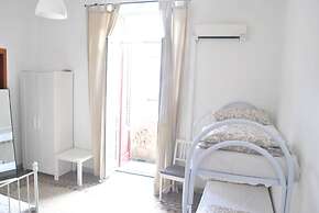 Sunrise Hostel & Rooms