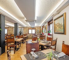 Hostal Izar-Ondo