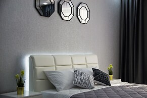 Apartment Luxe on Maslennikova 58