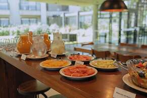 La Urumpta Hotel, AKEN MIND