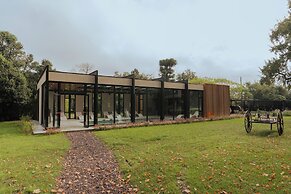 La Urumpta Hotel, AKEN MIND