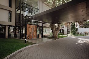 La Urumpta Hotel, AKEN MIND