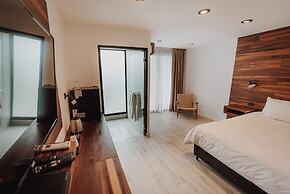 La Urumpta Hotel, AKEN MIND