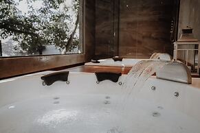 La Urumpta Hotel, AKEN MIND