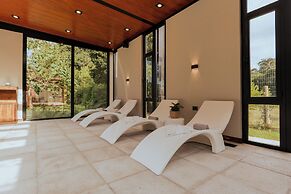 La Urumpta Hotel, AKEN MIND