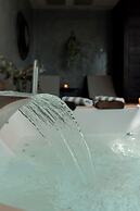 La Urumpta Hotel, AKEN MIND