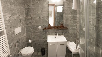 Aiello Suites Executive