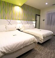 Luma Plaza Hotel