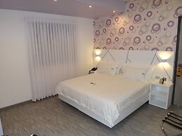 Luma Plaza Hotel