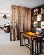 Conrad Punta de Mita