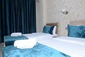 Global Hotel