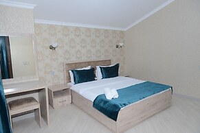 Global Hotel