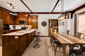 Le Manoir 2.2 by KASANIA