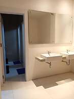 Arawa Traveller's Inn Makassar - Hostel