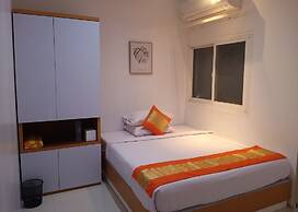 Arawa Traveller's Inn Makassar - Hostel