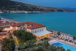 Hotel Dobrovit